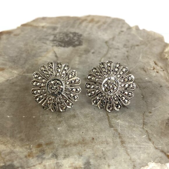 VTG Sterling Silver 925 Marcasite Floral Flower Screw Back Earrings - Picture 5 of 16